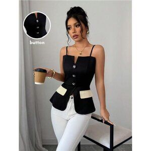 Women Contrast Color Button Decor Slit Hem Casual Camisole